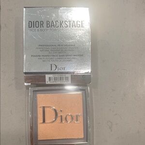 Dior Backstage Face & Body Powder - Light Beige